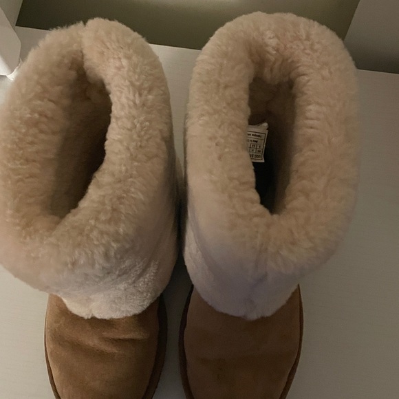 Ugg chestnut suede sheepskin cuff short boots - Picture 4 of 4